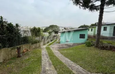 Térreno com 390m² com 3 casas pequenas execelente para investimento. agende sua visita e venha conhecer. f: 51 98410.2913