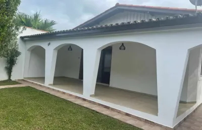 Casa com 2 quartos à venda na Rua Gerônimo Lopes Agria, Jardim Guaiuba, Guarujá
