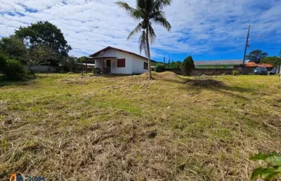 Terreno com 2000m², aproximadamente 1,8 km da praia da cachoeira do bom jesus, florianópolis/sc.