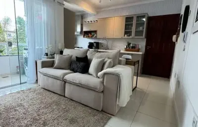 Apartamento 2 dormitórios (1 suite) - totalmente mobiliado a 1800 metros da praia dos ingleses