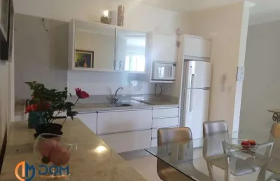 Apartamento mobiliado, com escritura pública localizado a 250 metros do mar