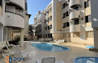 Apartamento mobiliado com 66m² á apenas 20 metros da praia dos ingleses.