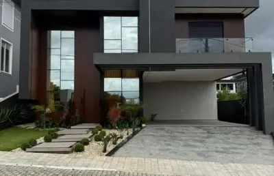 Casa alto padrão semi mobiliada em condomínio fechado nos ingleses