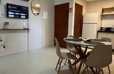 Apartamento de 02 quartos todo reformado na av oceânica