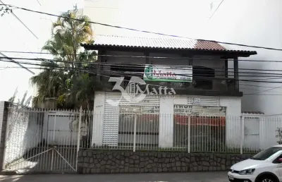 Casa ampla com excelente localização - ideal para comercio ou residencia!