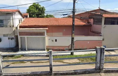 Casa com 3 quartos à venda na Rua Nereu Ramos, Maraponga, Fortaleza