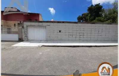 Casa com 4 quartos para alugar na Rua Conselheiro Tristão, Fátima, Fortaleza