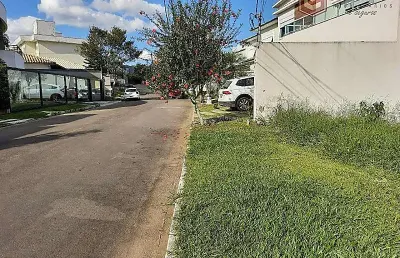 Terreno em condomínio fechado à venda na Rua Guiseppe Verdi, Martelos, Juiz de Fora