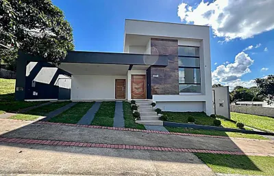 Casa em condomínio fechado com 4 quartos à venda no Residencial Alvim, Juiz de Fora 