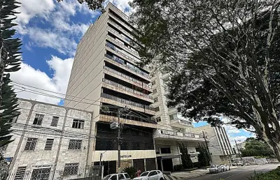 Apartamento 4/4, sendo 02 suites e 02 vagas paralelas