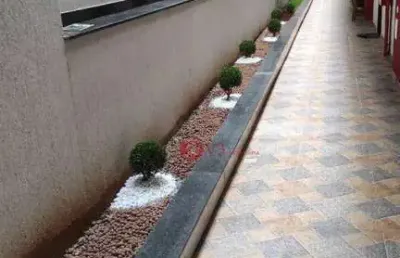 Apatamento com 2 dormitorios, sala, cozinha, perto do metro guilhermina