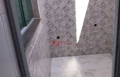 Apartamentos a venda a 700 metros do metro patriarca, com 2 dormitorios, sala, cozinha e lavanderia.