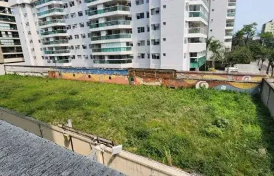 Vendo ou alugo terreno de 1.540 m2 na freguesia/ jacarepagua
