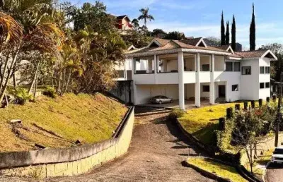 Casa com 4 quartos à venda na Serra da Cantareira, Mairiporã 