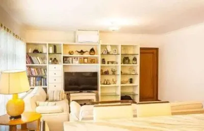 Casa com 5 quartos à venda no Jardim Maria Helena, Guarulhos 
