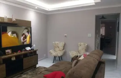 Casa com 3 quartos à venda na Vila Galvão, Guarulhos 
