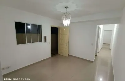 Casa com 2 quartos para alugar no Jardim Ferrão, Guarulhos 