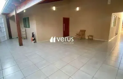 Casa à venda, 3 quartos, 1 suíte, 3 vagas, alto umuarama - uberlândia/mg