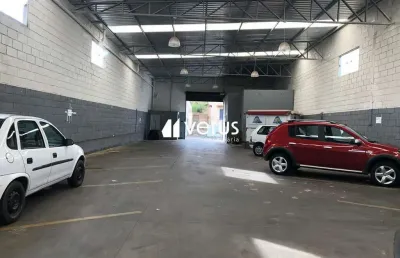 Barracão / Galpão / Depósito à venda no Centro, Uberlândia 