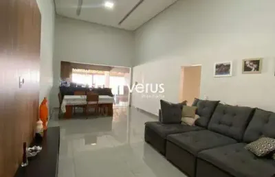 Casa à venda, 5 quartos, 2 suítes, 4 vagas, nossa senhora das gracas - uberlândia/mg