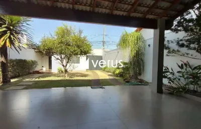 Casa para aluguel, 3 quartos, 3 suítes, 2 vagas, jardim karaíba - uberlândia/mg