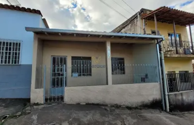 Casa à venda no centro por r$ 300.000 em ouro branco - mg