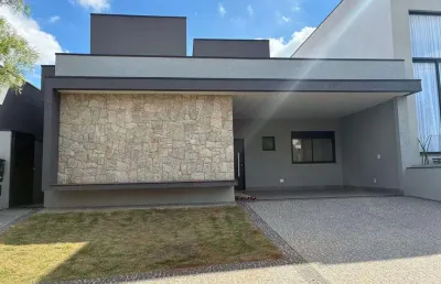 Excelente casa térrea à venda no condomínio santorini em paulínia/sp.