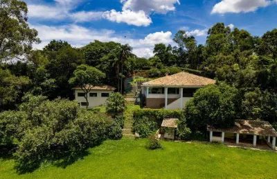 Chácara / sítio com 3 quartos, sendo 3 suítes, sala ampla, cozinha planejada, no medeiros em jundiaí.