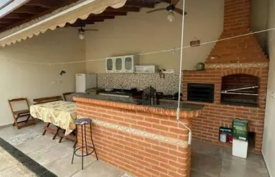 Casa com 2 quartos à venda na Rua Vinhedo, 371, Parque Universitário, Americana