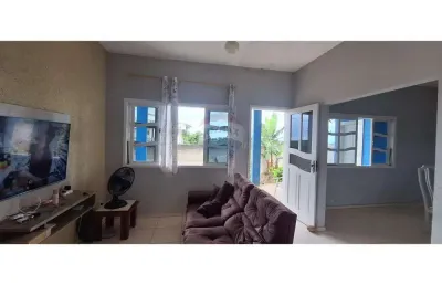Casa em condomínio fechado com 3 quartos à venda na Rua Trinta E Cinco, 55, Extensão do Bosque, Rio das Ostras