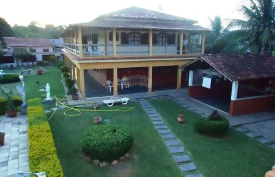 Casa com 7 quartos e 7 suites com piscina ,churrasqueira , sauna  e muito espaço  5 vagas.