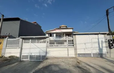 Duplex à venda na cidade praiana/rio das ostras – 6 quartos, piscina, gourmet e 220m² de conforto e sofisticação