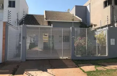 Casa com 3 quartos à venda na rua pioneiro waldemar buosi, 170, jardim oriental, maringá, 130 m2 por r$ 580.000