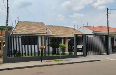 Casa com 3 quartos à venda na Rua Professor Jailton Saraiva, 361, Jardim América, Maringá