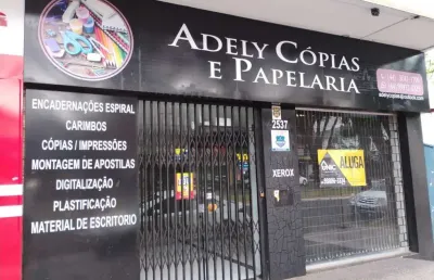 Sala comercial com 3 salas para alugar na Avenida Brasil, 2537, Zona 03, Maringá