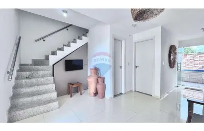 Duplex mobiliado com piscina privativa a 300m da praia do muta
