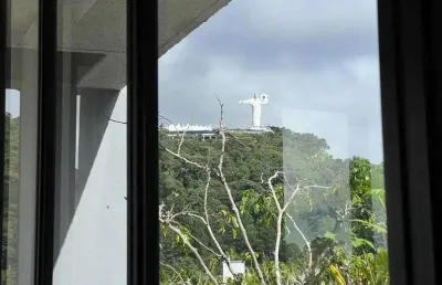 Sala comercial com 2 ambientes e 1 vaga na avenida central - balneário camboriú