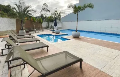 Apartamento com 2 suítes e 1 vaga de garagem na praia brava em itajaí