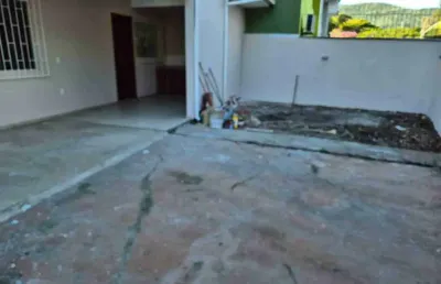 Casa padrão para locação, 130m2, 3 dormitórios( 1 suite), 2 vagas , santa mônica, florianópolis/sc