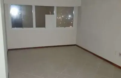 Sala à venda, 32m2 área total com banheiro individual -  trindade, florianópolis, sc