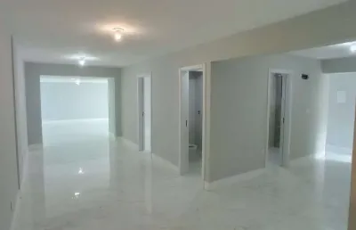 Apartamento à venda, 3 dormitórios (2 suítes), jacuzzi terraço com vista mar, 2 vagas, 170m2 privativos e 219m2 total. agronômica, florianópolis, sc