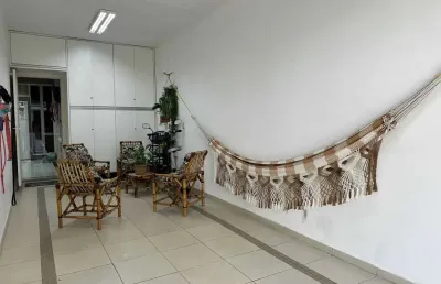 Casa em condomínio fechado com 3 dormitórios sendo 1 suíte e 2 vagas de garagem em itajaí