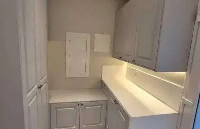 Luxuosa casa com 5 suítes, 6 vagas de garagem em condomínio em camboriú