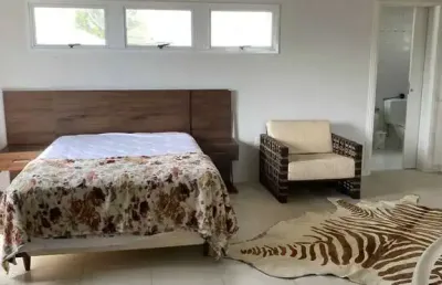 Sobrado mobiliado com 2 dormitórios sendo 1 suíte em tijucas