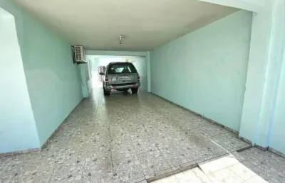 Casa com 4 dormitórios sendo 1 suíte e 5 vagas de garagem com piscina privativa - balneário camboriú