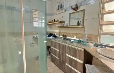 Casa com 3 dormitórios, 2 vagas de garagem e piscina, no bairro são vicente em itajaí!