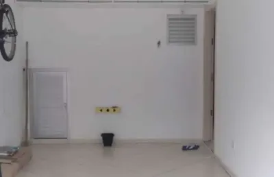 Sobrado em condomínio com 2 dormitórios sendo 1 suíte, 2 vagas de garagem em santa clara, itapoá
