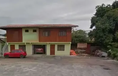 Terreno de 1138m² com restaurante próximo ao parque beto carrero em penha/sc.