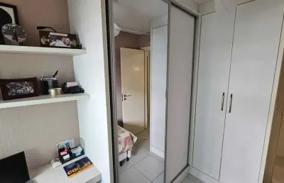 Apartamento 2 dormitórios sendo 1 suíte na praia brava próximo ao mar