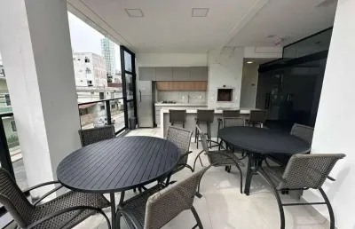 Apartamento mobiliado com 4 dormitórios sendo 1 suíte e 2 vagas nas nações em balneário camboriú
